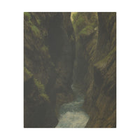 Majestic Mountain 48 - The Gorge Route Canvas Art